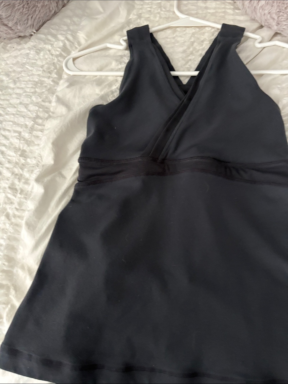 lululemon athletica Black Cross-Back Sports Bra Tank